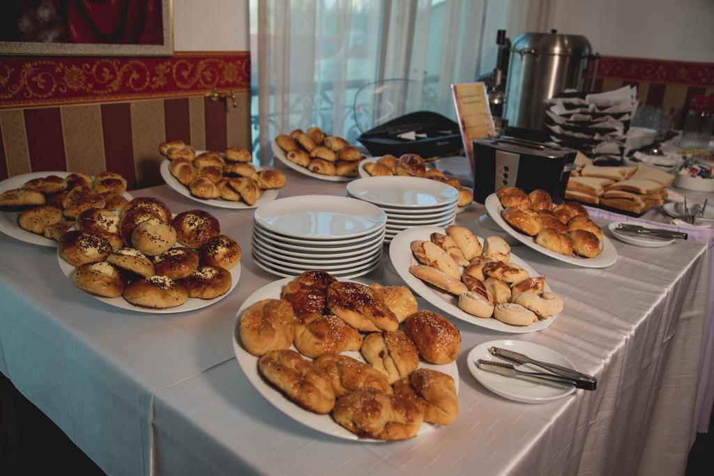 Baku Inn Hotel Bagian luar foto