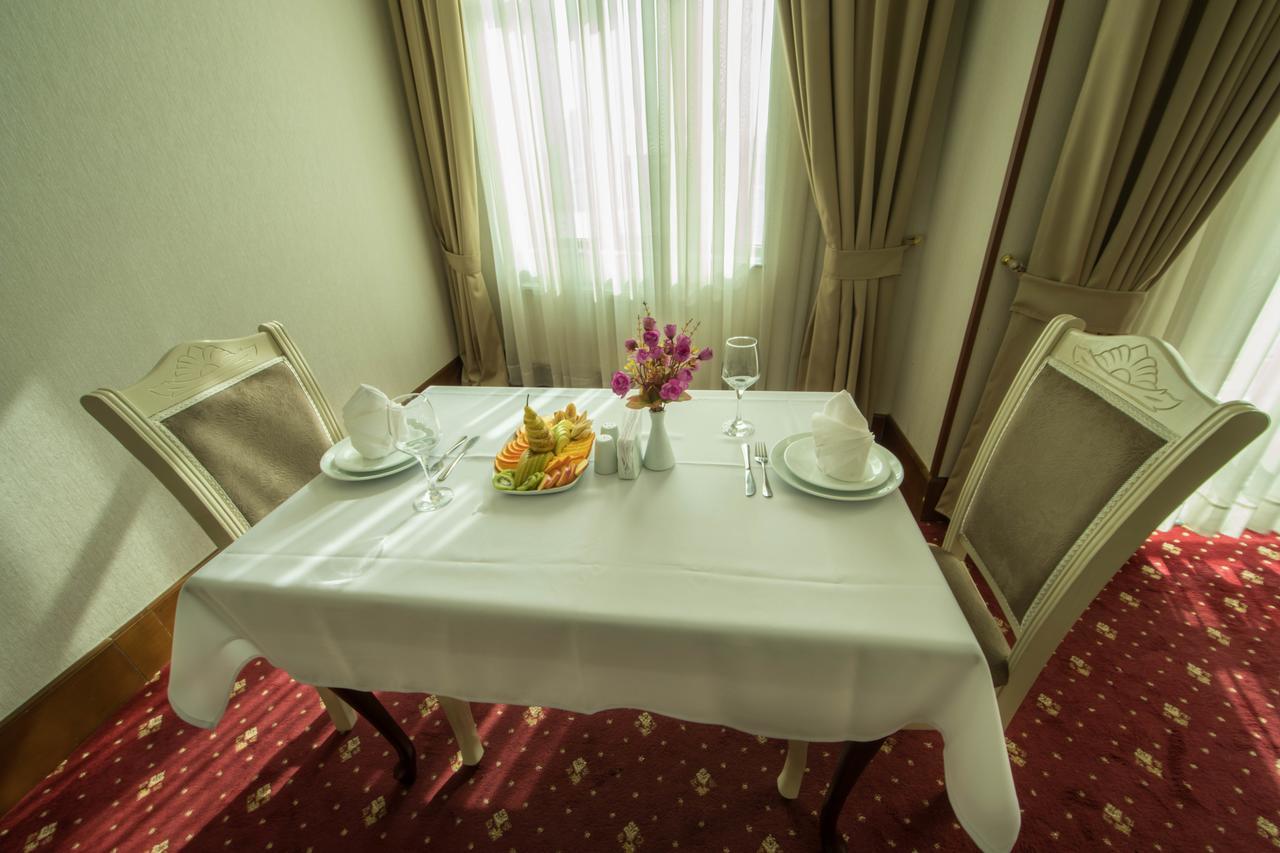 Baku Inn Hotel Bagian luar foto